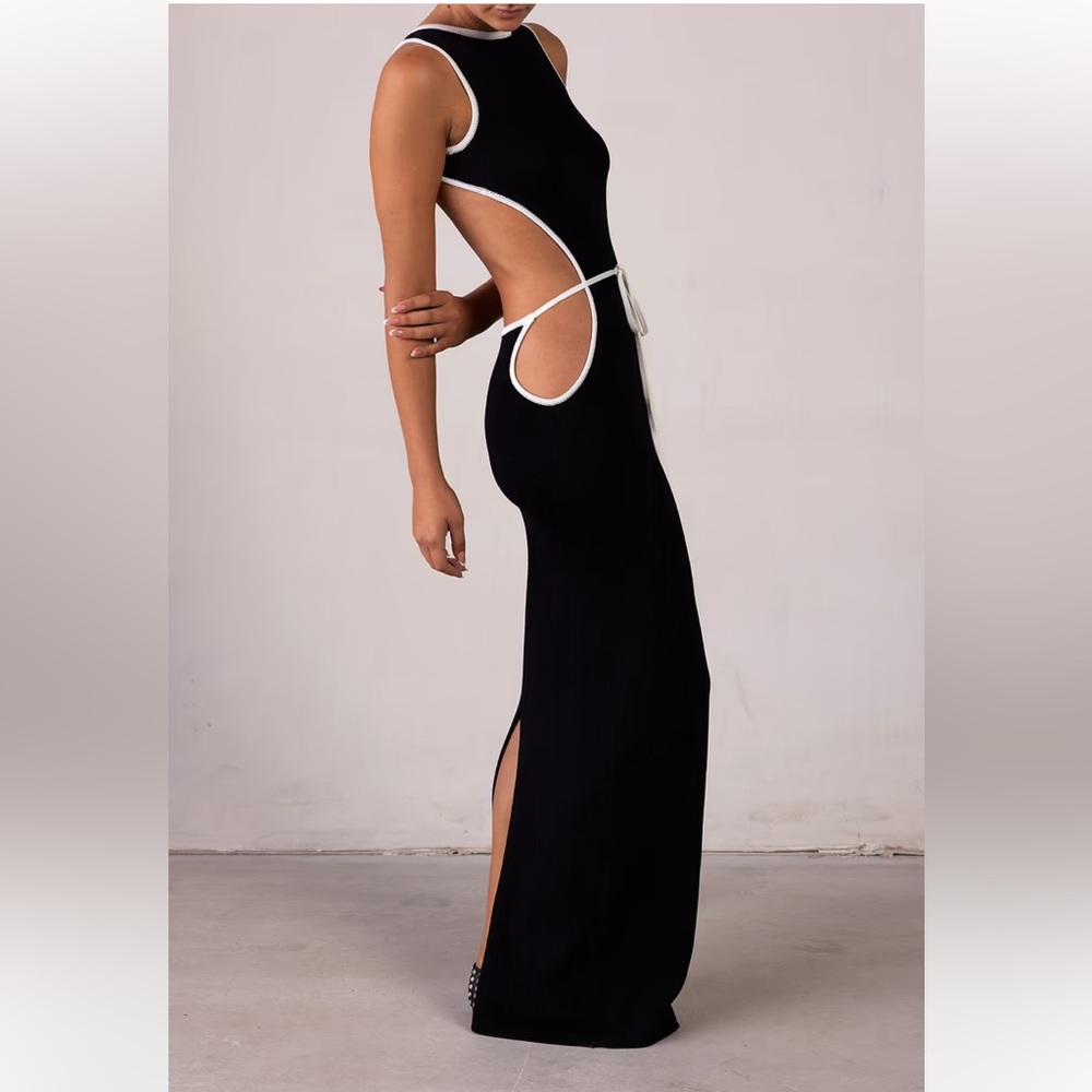 SAME Tie Maxi Dress with contrast Trim - Picture 2 of 6